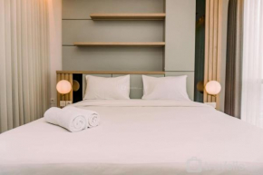 Elegant and Comfort 1BR at The Smith Alam Sutera Apartment By Travelio